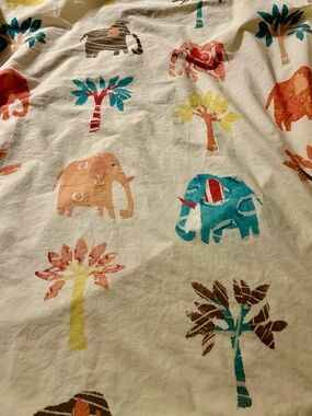 Colorful Elephant Print Cotton Twin Size Fitted Sheet